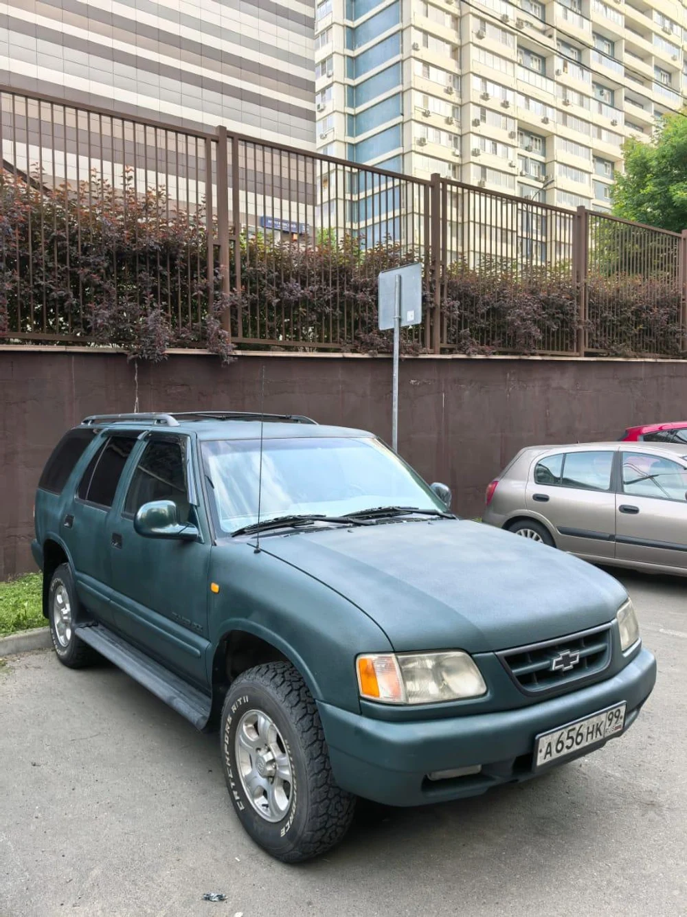 Мощный Chevrolet Blazer 4.3