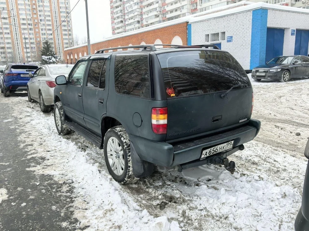 Мощный Chevrolet Blazer 4.3