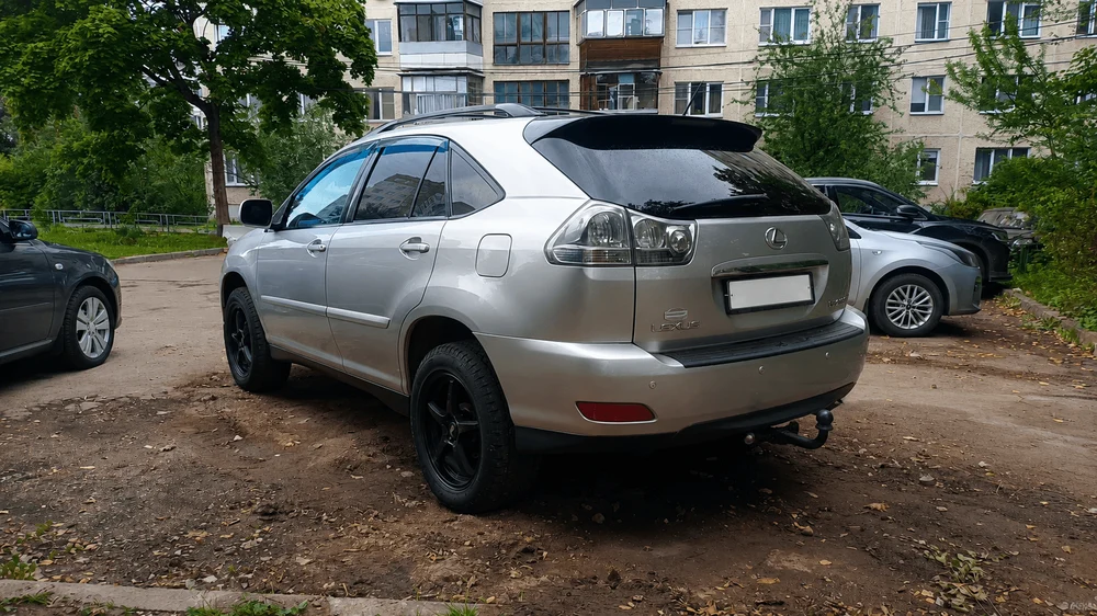 Надежный Lexus RX330 V6 3.3