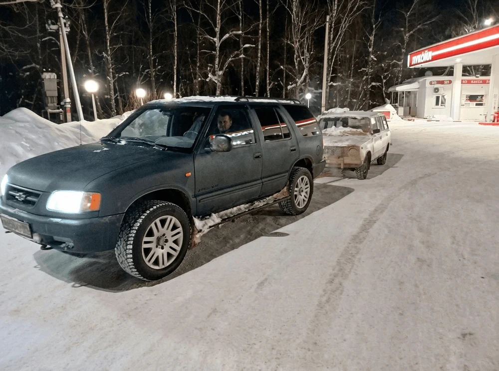 Мощный Chevrolet Blazer 4.3