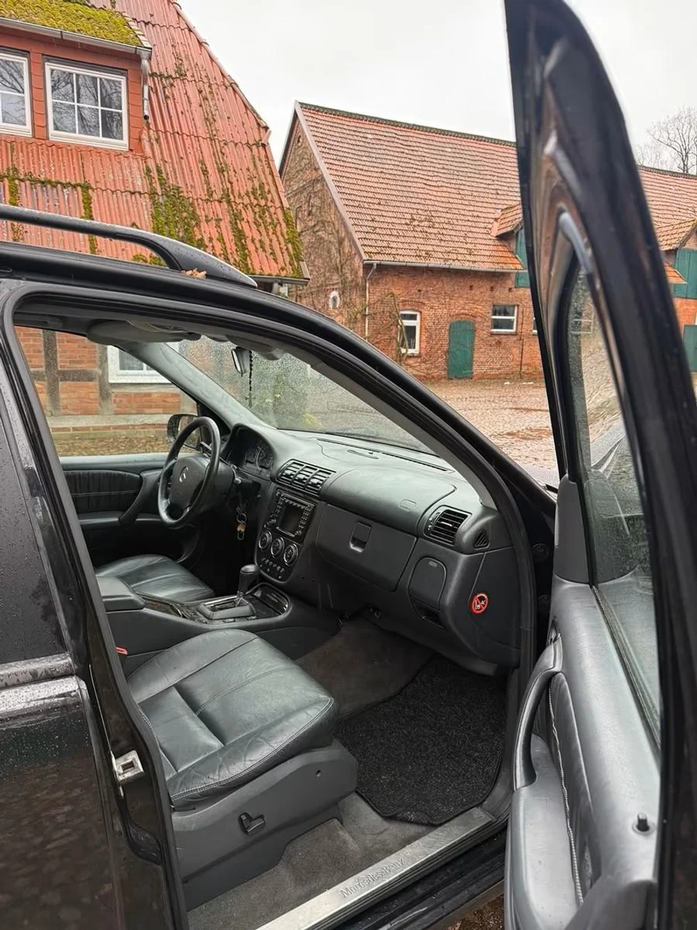 Люксовый Mercedes Benz ML