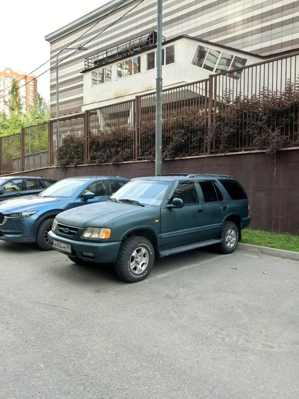 Мощный Chevrolet Blazer 4.3