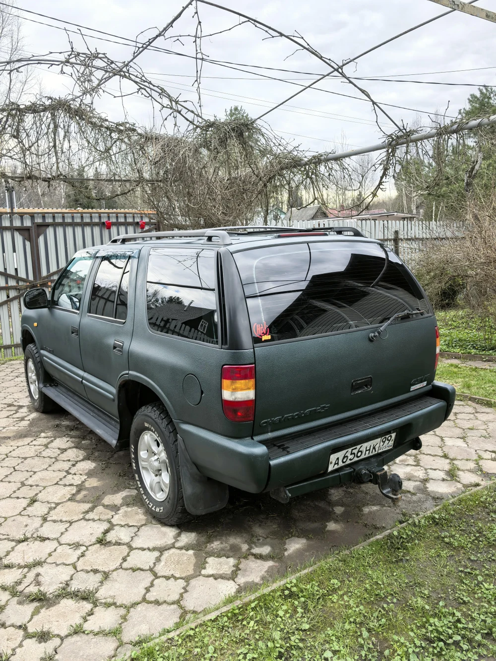 Мощный Chevrolet Blazer 4.3